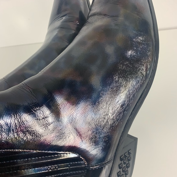 Donald J. Pliner Milann Ankle Bootie size 9.5 - Picture 8 of 10